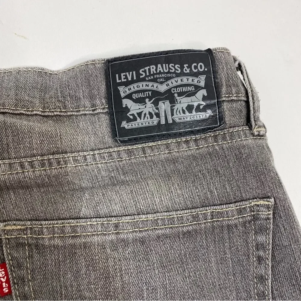 Levi’s Faded Gray Skinny Jeans 36x42